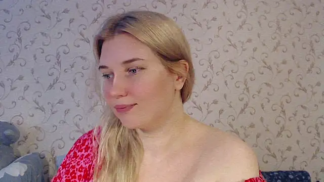 mmmPinUpGirl online show from August 5, 8:28 am