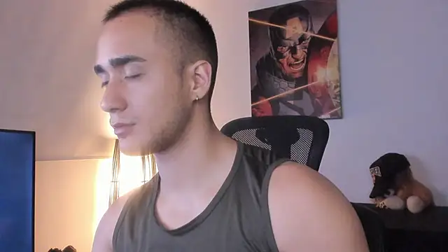 Snapshot of AlexRivera6 chatting on December 21, 10:50 am AlexRivera6 online show from December 21, 10:50 am