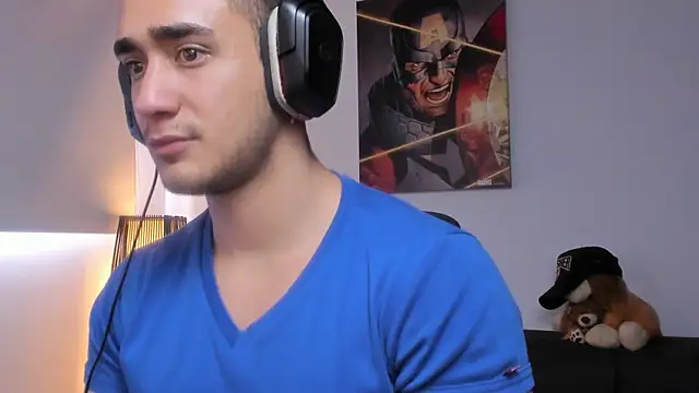 Snapshot of AlexRivera6 chatting on January 6, 4:13 pm AlexRivera6 online show from January 6, 4:13 pm