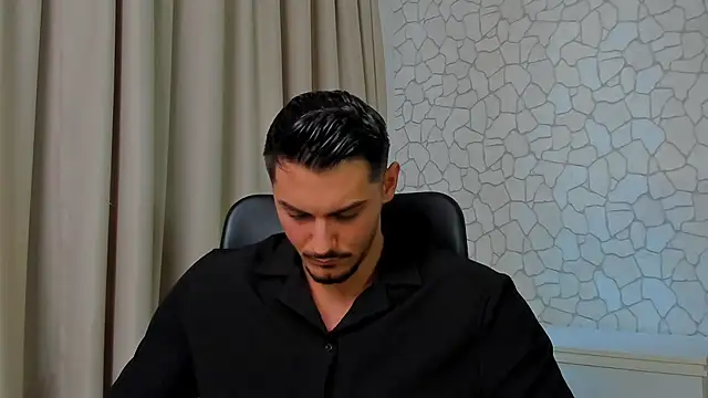 Snapshot of ClintMasters chatting on February 24, 9:10 am ClintMasters online show from February 24, 9:10 am