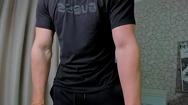 Snapshot of ClintMasters chatting on February 26, 6:15 am ClintMasters online show from February 26, 6:15 am