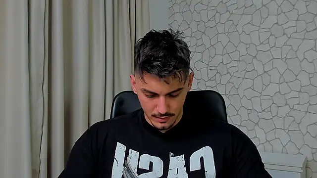 Snapshot of ClintMasters chatting on February 26, 3:30 pm ClintMasters online show from February 26, 3:30 pm