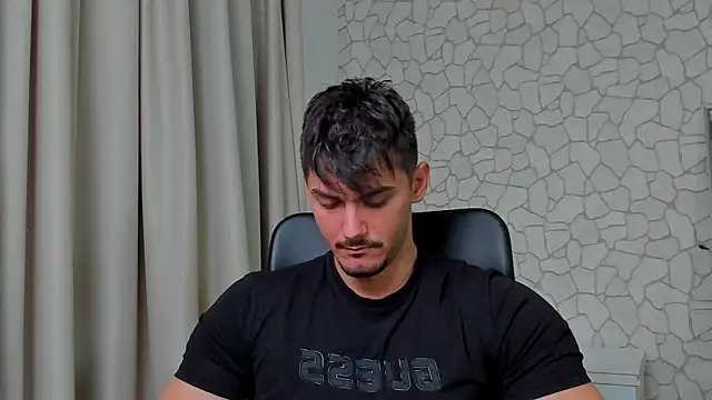 Snapshot of ClintMasters chatting on March 18, 5:41 am ClintMasters online show from March 18, 5:41 am