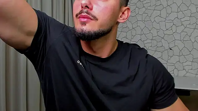 Snapshot of ClintMasters chatting on October 9, 4:21 am ClintMasters online show from October 9, 4:21 am