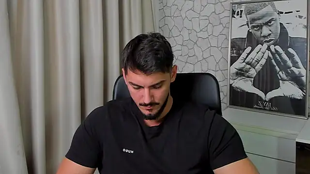 Snapshot of ClintMasters chatting on October 29, 6:48 am ClintMasters online show from October 29, 6:48 am