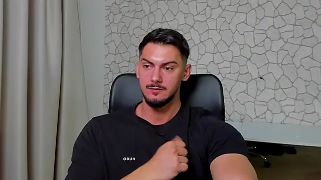 Snapshot of ClintMasters chatting on November 12, 5:41 am ClintMasters online show from November 12, 5:41 am