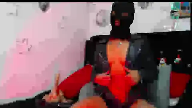 Snapshot of Sofynix chatting on December 20, 12:41 am Sofynix online show from December 20, 12:41 am