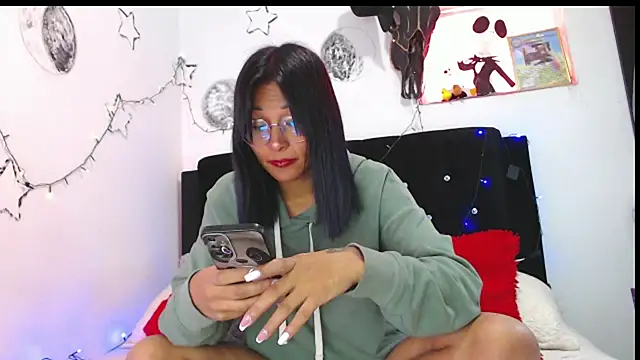 Snapshot of Sofynix chatting on January 17, 3:00 pm Sofynix online show from January 17, 3:00 pm