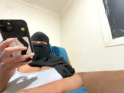 Snapshot of Submissive_Arab chatting on January 16, 5:50 pm Submissive Arab online show from January 16, 5:50 pm