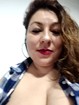 Snapshot of sakotodika chatting on October 27, 11:31 pm sakotodika online show from October 27, 11:31 pm