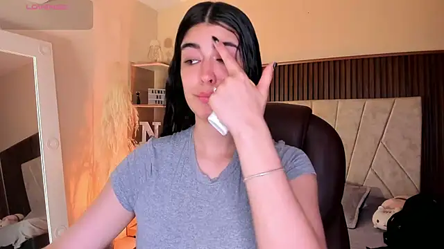  Niah  online show from September 11, 8:31 pm