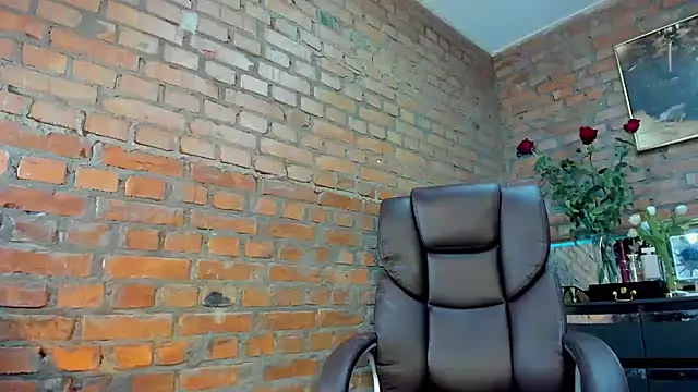 MistressMilana online show from March 7, 2:47 pm