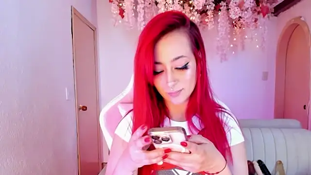 Mia-Bloom online show from November 5, 1:05 am