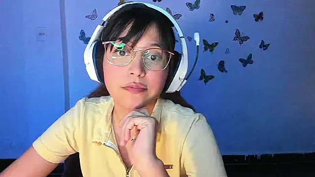 Little Lisy online show from March 12, 5:13 am