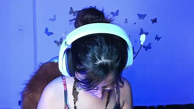 Little Lisy online show from March 22, 5:11 am