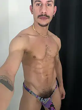 Snapshot of lazzon_bastion chatting on June 22, 7:05 am lazzon bastion online show from June 22, 7:05 am
