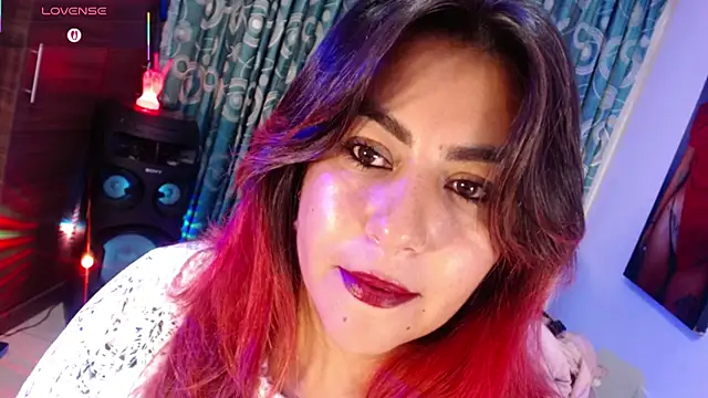 gatuwildhott online show from January 13, 7:30 pm