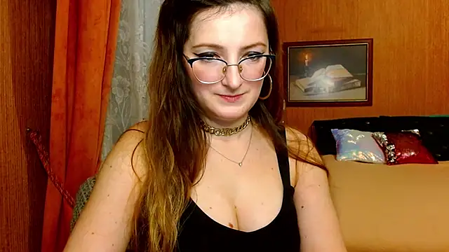 Snapshot of Arielsssplash chatting on December 23, 2:50 pm Arielsssplash online show from December 23, 2:50 pm