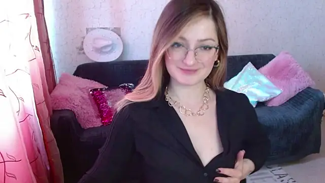 Arielsssplash online show from May 12, 5:37 am