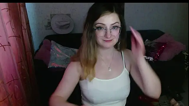 Arielsssplash online show from June 8, 5:35 pm
