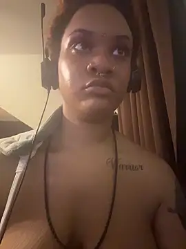 nickytheehawtie online show from February 20, 4:53 am