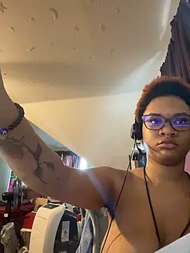 nickytheehawtie online show from March 7, 2:58 pm