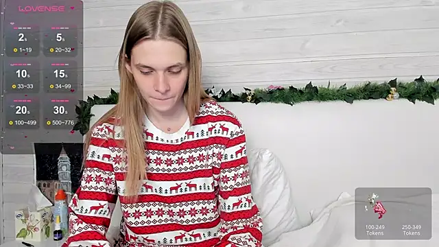 Snapshot of molly_hunt_ chatting on December 27, 12:56 pm molly hunt online show from December 27, 12:56 pm