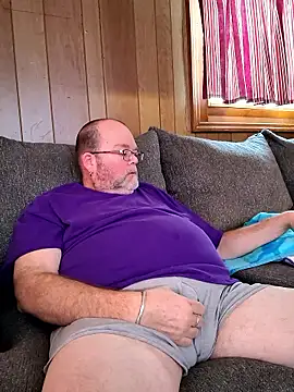 Snapshot of mrwizard4570 chatting on January 8, 4:53 pm mrwizard4570 online show from January 8, 4:53 pm