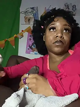 Snapshot of Kayyummy98 chatting on December 26, 5:47 am Kayyummy98 online show from December 26, 5:47 am