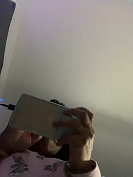 Snapshot of Kayyummy98 chatting on February 9, 1:44 am Kayyummy98 online show from February 9, 1:44 am