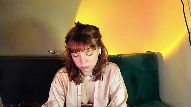 Snapshot of ClancyMorissey chatting on December 15, 9:42 pm ClancyMorissey online show from December 15, 9:42 pm