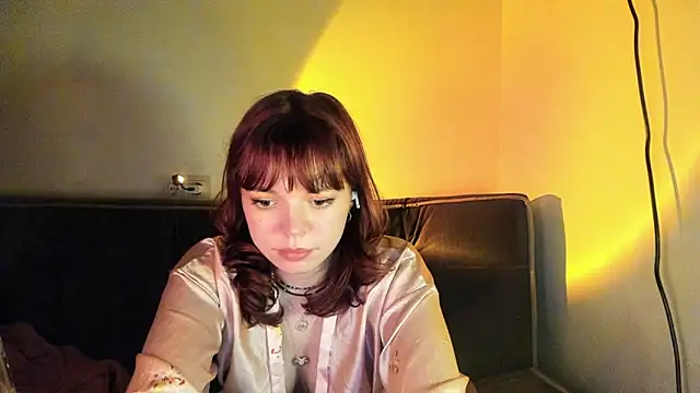 Snapshot of ClancyMorissey chatting on December 18, 9:40 pm ClancyMorissey online show from December 18, 9:40 pm