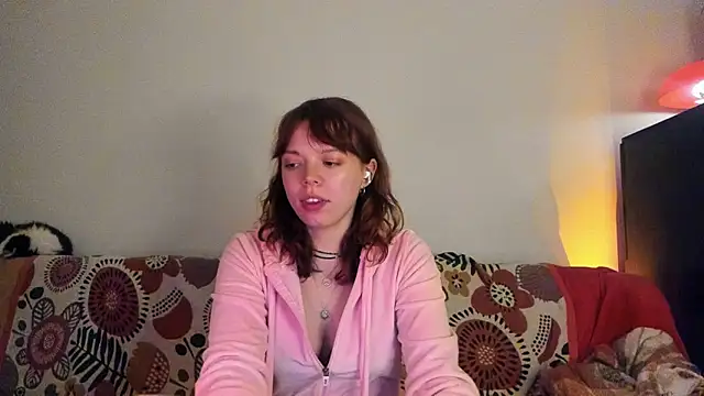 Snapshot of ClancyMorissey chatting on January 5, 8:10 pm ClancyMorissey online show from January 5, 8:10 pm