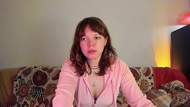 Snapshot of ClancyMorissey chatting on January 5, 11:22 pm ClancyMorissey online show from January 5, 11:22 pm