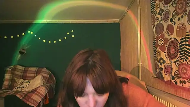 Snapshot of ClancyMorissey chatting on February 12, 8:40 pm ClancyMorissey online show from February 12, 8:40 pm