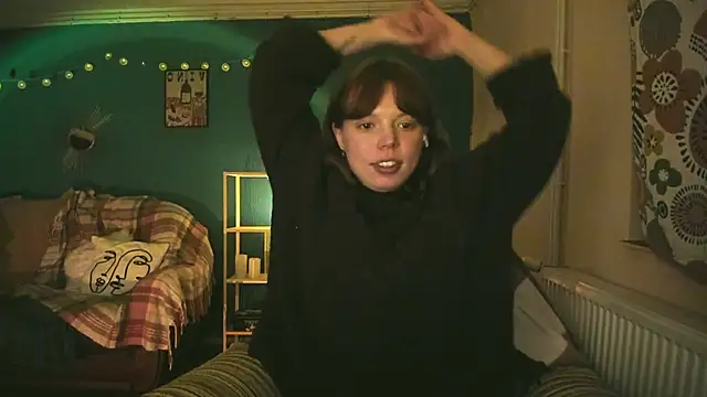 Snapshot of ClancyMorissey chatting on February 19, 8:41 pm ClancyMorissey online show from February 19, 8:41 pm