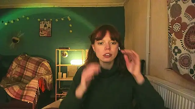 Snapshot of ClancyMorissey chatting on February 23, 8:55 pm ClancyMorissey online show from February 23, 8:55 pm