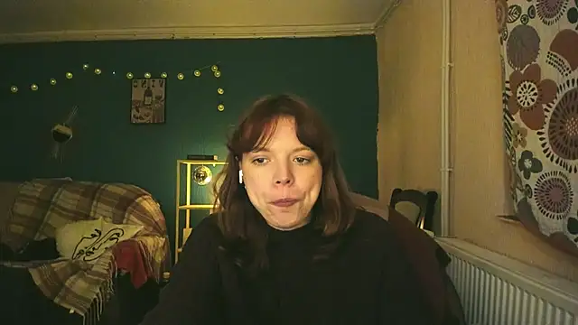 Snapshot of ClancyMorissey chatting on February 24, 11:41 pm ClancyMorissey online show from February 24, 11:41 pm