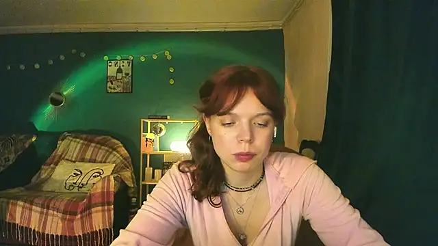 Snapshot of ClancyMorissey chatting on March 7, 8:55 pm ClancyMorissey online show from March 7, 8:55 pm