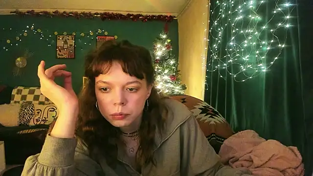 Snapshot of ClancyMorissey chatting on December 21, 5:42 pm ClancyMorissey online show from December 21, 5:42 pm