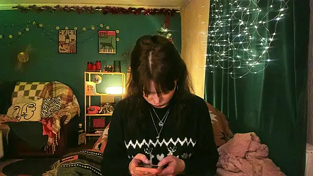 Snapshot of ClancyMorissey chatting on January 11, 6:02 pm ClancyMorissey online show from January 11, 6:02 pm