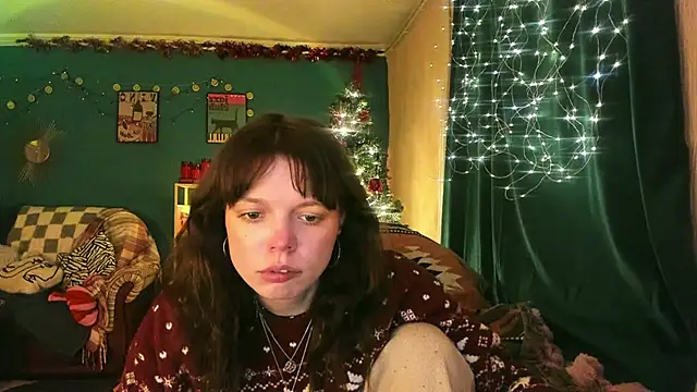 Snapshot of ClancyMorissey chatting on January 12, 6:57 pm ClancyMorissey online show from January 12, 6:57 pm