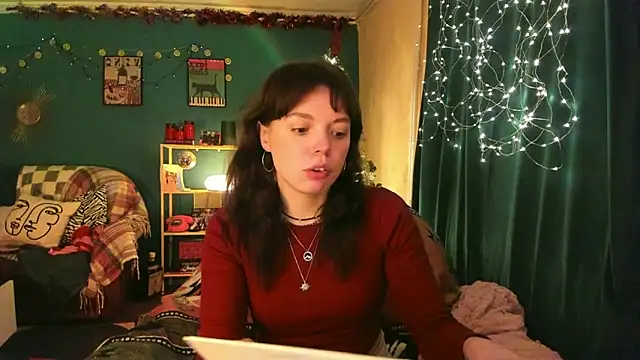 Snapshot of ClancyMorissey chatting on January 13, 6:02 pm ClancyMorissey online show from January 13, 6:02 pm