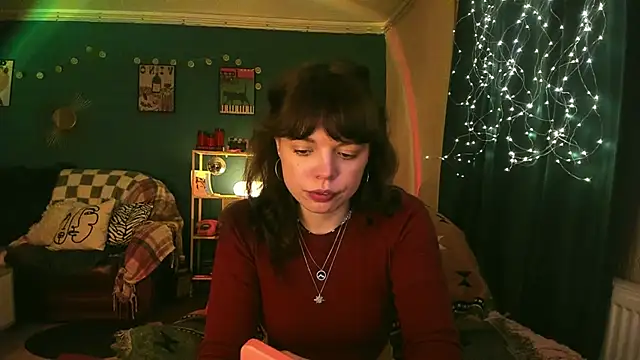 Snapshot of ClancyMorissey chatting on February 18, 6:37 pm ClancyMorissey online show from February 18, 6:37 pm