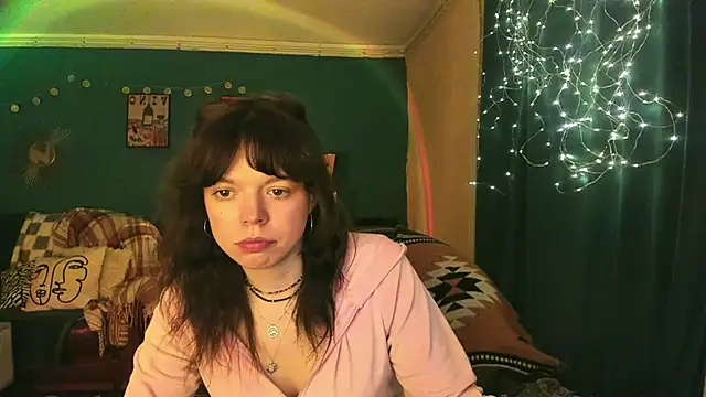 Snapshot of ClancyMorissey chatting on March 21, 7:17 pm ClancyMorissey online show from March 21, 7:17 pm