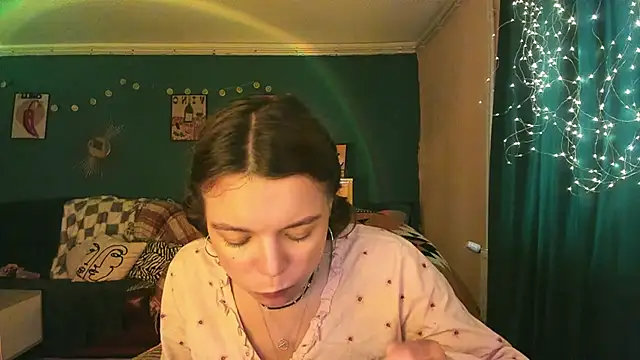 ClancyMorissey online show from June 9, 5:02 pm