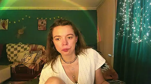Snapshot of ClancyMorissey chatting on July 13, 5:16 pm ClancyMorissey online show from July 13, 5:16 pm