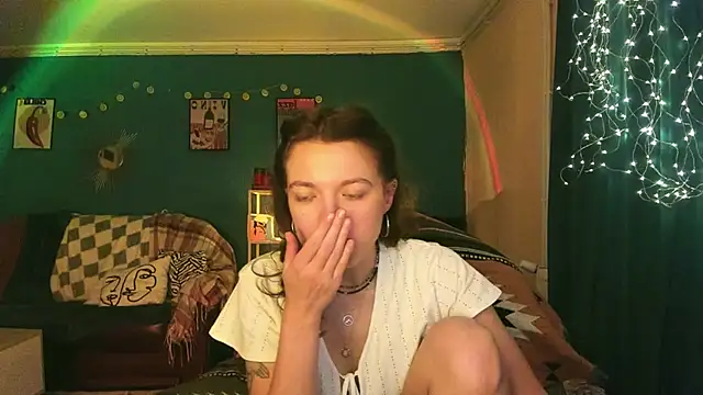 Snapshot of ClancyMorissey chatting on July 26, 5:42 pm ClancyMorissey online show from July 26, 5:42 pm