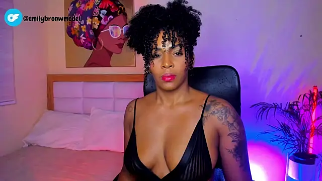 Snapshot of AitanaBrown_ chatting on June 1, 9:27 pm AitanaBrown online show from June 1, 9:27 pm