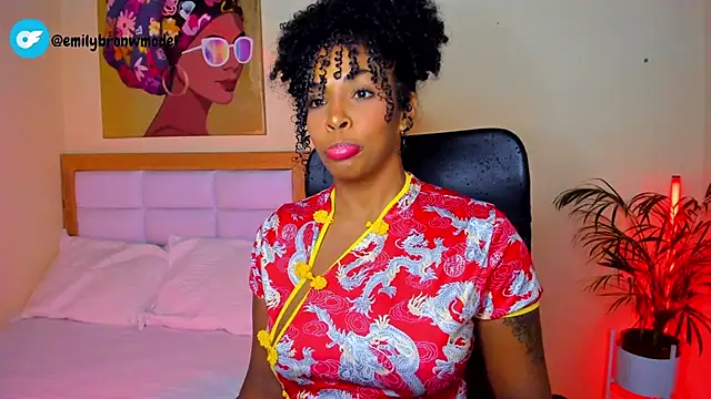 Snapshot of AitanaBrown_ chatting on June 9, 9:26 pm AitanaBrown online show from June 9, 9:26 pm